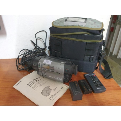 199 - Sony Handy Cam Video Hi8 Camera Recorder in Case (Un-Tested)