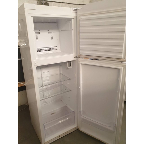 311 - Whirlpool Fridge Freezer White Colour (Model WTE 2921 A+ NFW) (60cm x 61cm x 172cm)