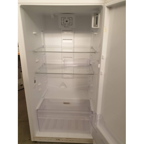 311 - Whirlpool Fridge Freezer White Colour (Model WTE 2921 A+ NFW) (60cm x 61cm x 172cm)