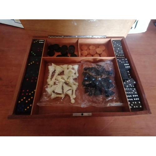 226 - Retro Table Games 3 in 1 (Domino, Chess / Backgammon) (Box A/F)