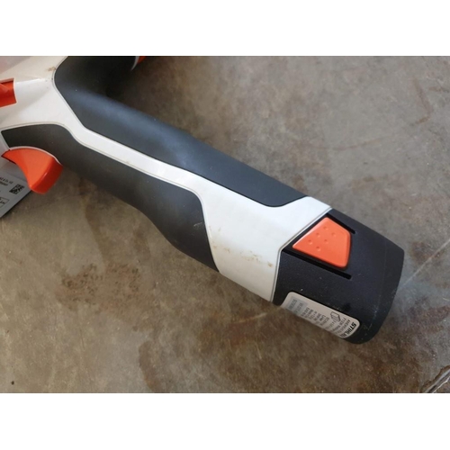 66 - Stihl GTA26 Cordless / Battery Garden Pruner *Working when Lotted*