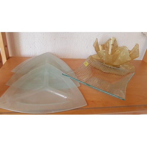 711 - Square Glass Fruit Bowl, 3 x Glass Snack Dishes and Gold Colour Shapely Bowl on Plate (Plastic)