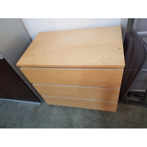 11 - Light Colour Chest of 3 - Drawers (80cm x 48.5cm x 78cm)