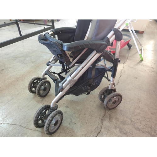 73 - Child Push Chair