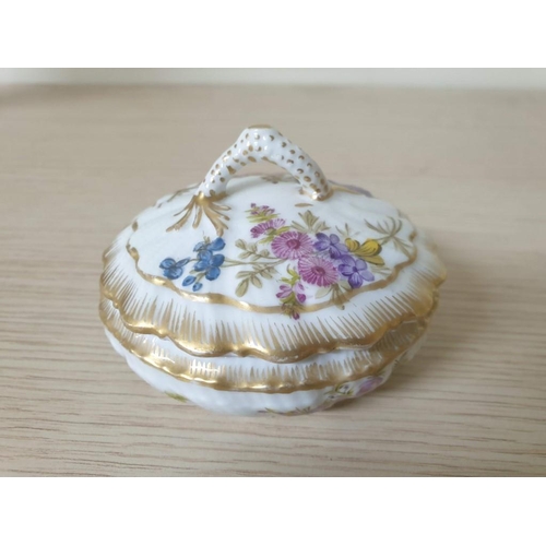 207 - A Meissen Bon Bonniere Decorated with Flowers and Gilding (Approx Ø 8cm) (CONS 797)