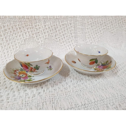 97 - A Pair of Herend Tea Bowls and Saucers (Ref: POR 739)