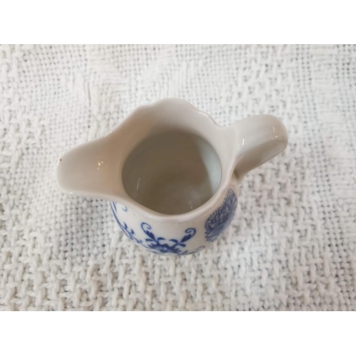 99 - A Small Blue and White Meissen Jug (H:8cm) (Ref: POR 736)