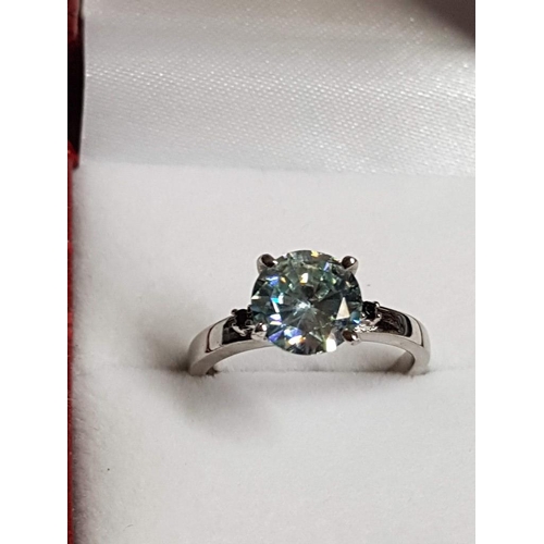 117A - Silver Colour / White Metal Ring with Round Clear Stone (Ice White Colour) Size P (16)