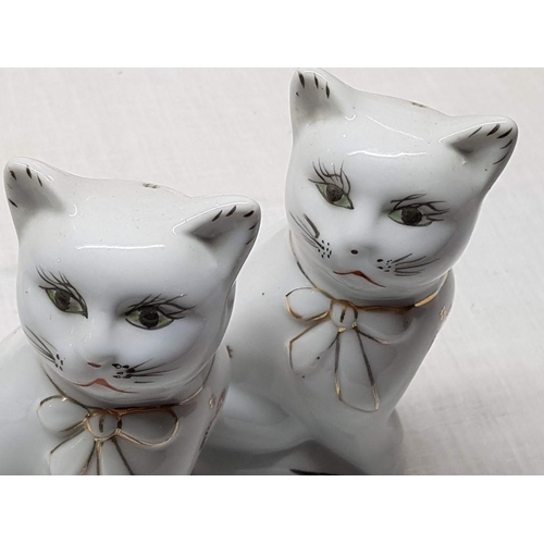 126 - Pair of White Cats Ceramic Figurines (12cm)