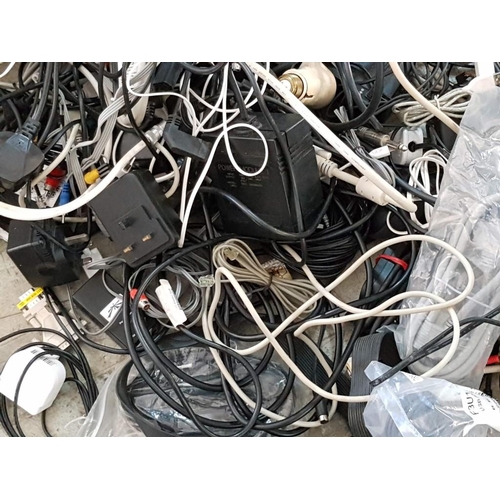 41 - Huge Collection of Wire Cables, Connectors etc