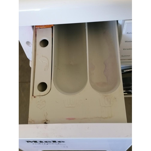 143A - Miele Gala Grand W3823, 6kg