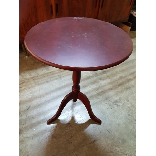 320 - Small (Ø50cm x H:66.5cm) Round Dark Brown Occasional Table on Tripod Leg and pair of Matching Side T... 