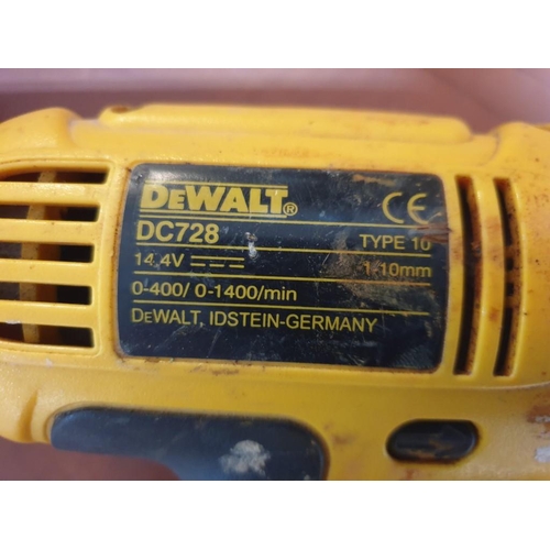 156 - Dewalt 14.4V Cordless Screwdriver (DC 728) with Charger *Working when Lotted*