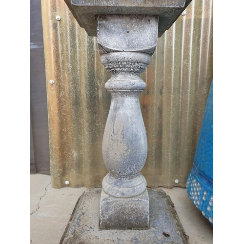 456 - Concrete Garden Ornament / Pillar with Sundial Top (H:71cm)