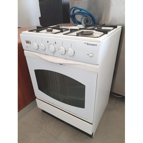 458 - Bompani, Electric Oven with 3 - Ring Gas and One Electric Hob