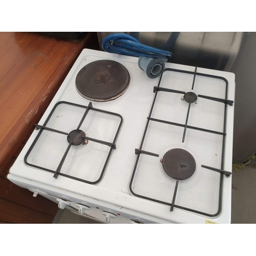 458 - Bompani, Electric Oven with 3 - Ring Gas and One Electric Hob