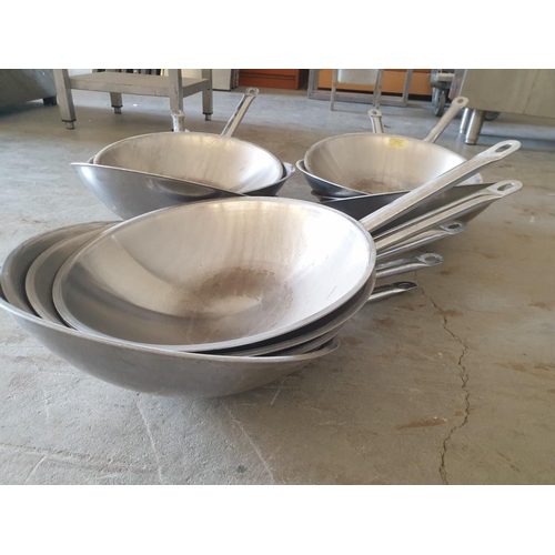 494 - Approx 20 x Stainless Steel Woks (Ø 38cm)