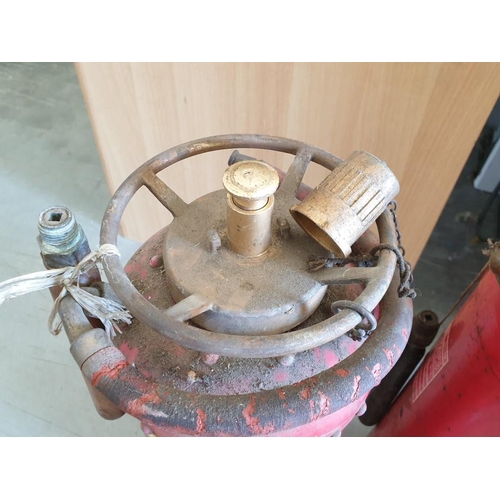 611 - 2 x Vintage Fire Extinguishers (2)