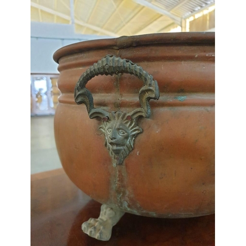 70 - Large Copper Planter with Claw Feet, Approx Ø32cm H:23cm)