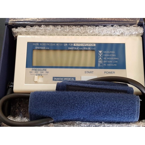 826 - Digital Blood Pressures Meter UA-731 Auto Infation (Un-Tested)