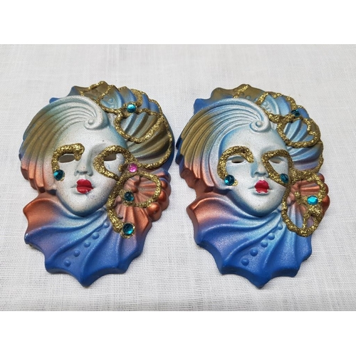 839 - Collection of 8 x Mini Carnival Masks / Wall Ornaments (6 x 9cm x 5cm & 2 x 10cm x 8cm)