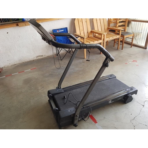 449 - '006 Power Runner' Motorised Treadmill * Tested and Working *