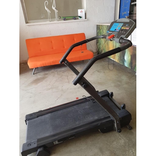 449 - '006 Power Runner' Motorised Treadmill * Tested and Working *