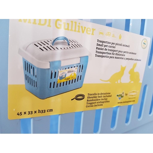 524 - Small Pet Carrier (45cm x 33cm x H:33cm) (A/F Broken Closure)