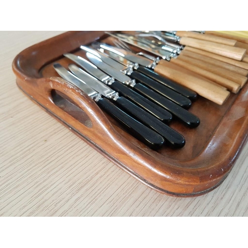 659 - 2 x Set of Butter Knifes and Dessert Cutlery Set with Wooden Handle on Wooden Tray (24cm x 36.5cm)