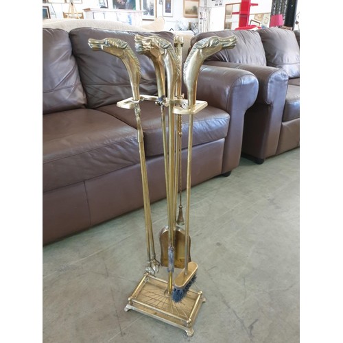 782 - Brass Fireside Companion Set with Horse Head Handles on Stand (Overall H:83cm)