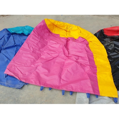 755 - 3 x Large Vinyl Bags / Covers, Approx. Sizes Range from 1.6m x 1.6m - 2m x 2m Overall