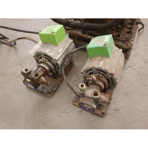 558 - Compressor and 2 x Mototors (Un-Tested) (3)