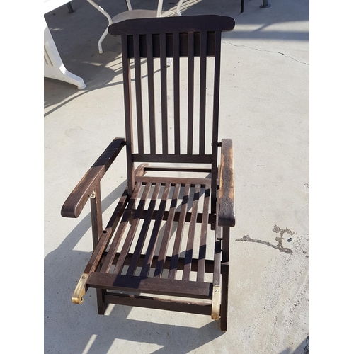 666 - Dark Brown Wooden Folding Garden Chair