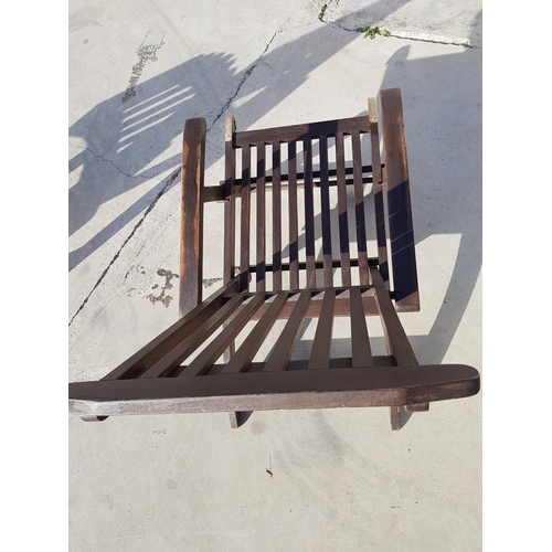 666 - Dark Brown Wooden Folding Garden Chair