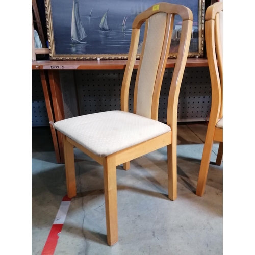 698 - 2 x Dinning Chairs