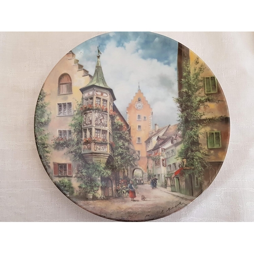 307 - Assorted Collection of Porcelain Decorative Plates inc Royal Worcester 