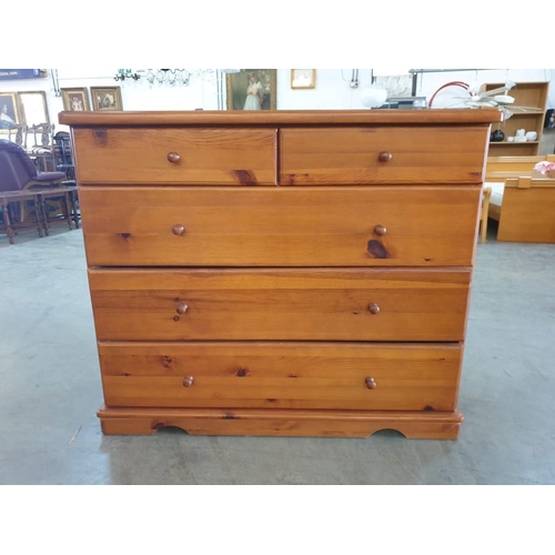 236 - Pine 5 - Drawer Chest of Drawers (105cm x 45cm x 88cm)
