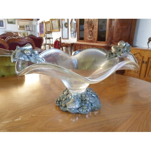 321 - Large Clear Plastic Scalloped Fruit Bowl / Center Piece with Gold Colour Floral Base and Decoration,... 