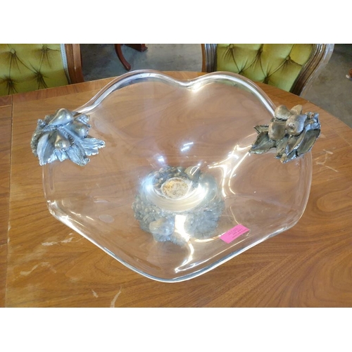 321 - Large Clear Plastic Scalloped Fruit Bowl / Center Piece with Gold Colour Floral Base and Decoration,... 