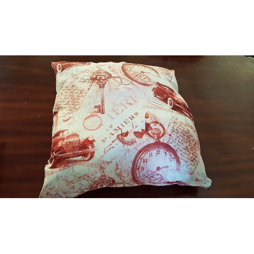 320 - 5 x Assorted Scatter Cushions