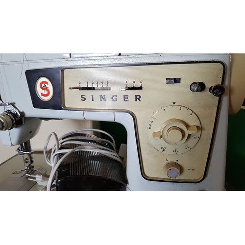 219 - Singer Vintage Electric Sewing Machine (Un-Tested)