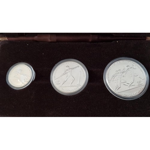 402 - XIII European Athletics Games Athens 1982 Set of 3 x Silver Coins in Display Case