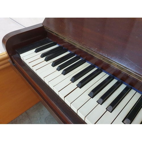 310 - H. Hicks & Son, London Upright Piano; Iron Frame in Wood Case (Serial No 31966) (135cm x 58cm x 120c... 