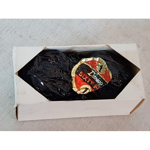 72 - 2 x Vintage Dunlop 65 Golf Balls in Original Vintage Christmas Box - Still Wrapped