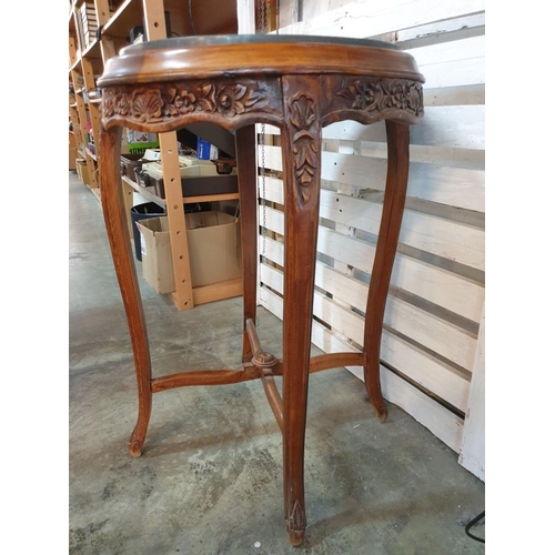 417 - Classical Style Side Occasional Table with Carved Wood Surround, Cabriole Legs and Marble Top (Ø60cm... 