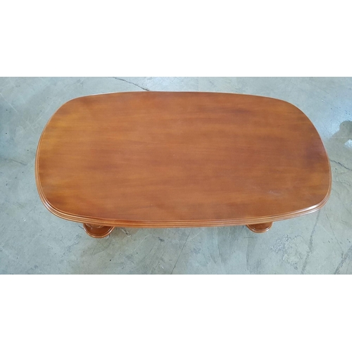 92 - Vintage / Classical Style Coffee & Side Table Set; Oval Shaped Coffee Table (100cm x 54cm x 43cm) To... 