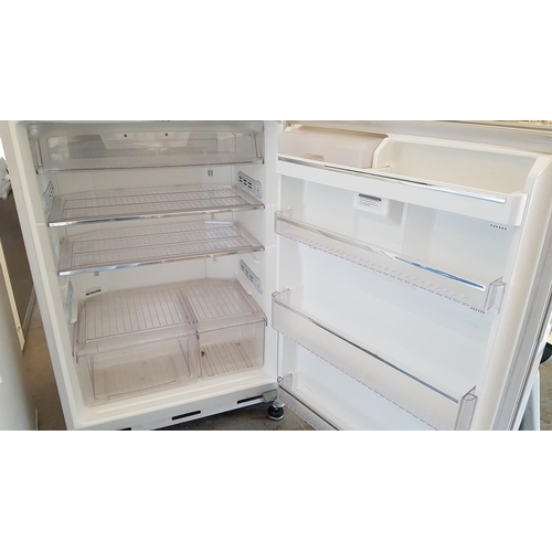 52 - Daytron FR-580NW Fridge / Freezer with Surround Multi Flow (80cm x 66cm x 176cm) *Working when Lotte... 