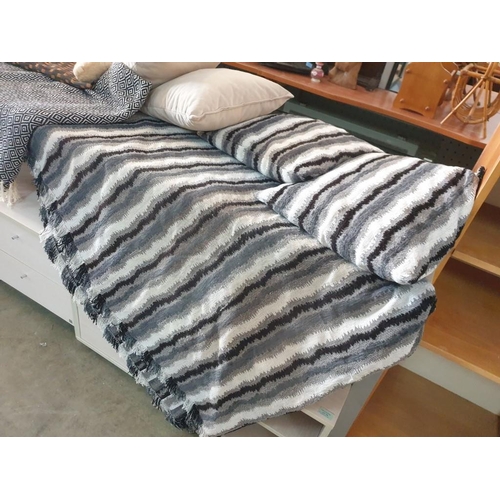 231 - Qty of Soft Furnishings; Grey, Black & White Blanket / Throw with 2 x Matching Cushions, 2 x Scatter... 