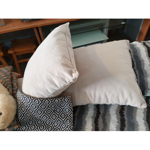231 - Qty of Soft Furnishings; Grey, Black & White Blanket / Throw with 2 x Matching Cushions, 2 x Scatter... 