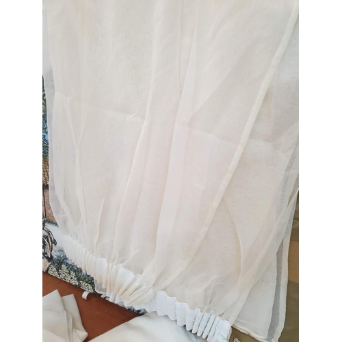 233 - Assorted Curtains, Blinds etc; 
2 x Silk Green & Gold Roman Blinds (130cm x 168cm) 1 x Gold 7 Red Li... 